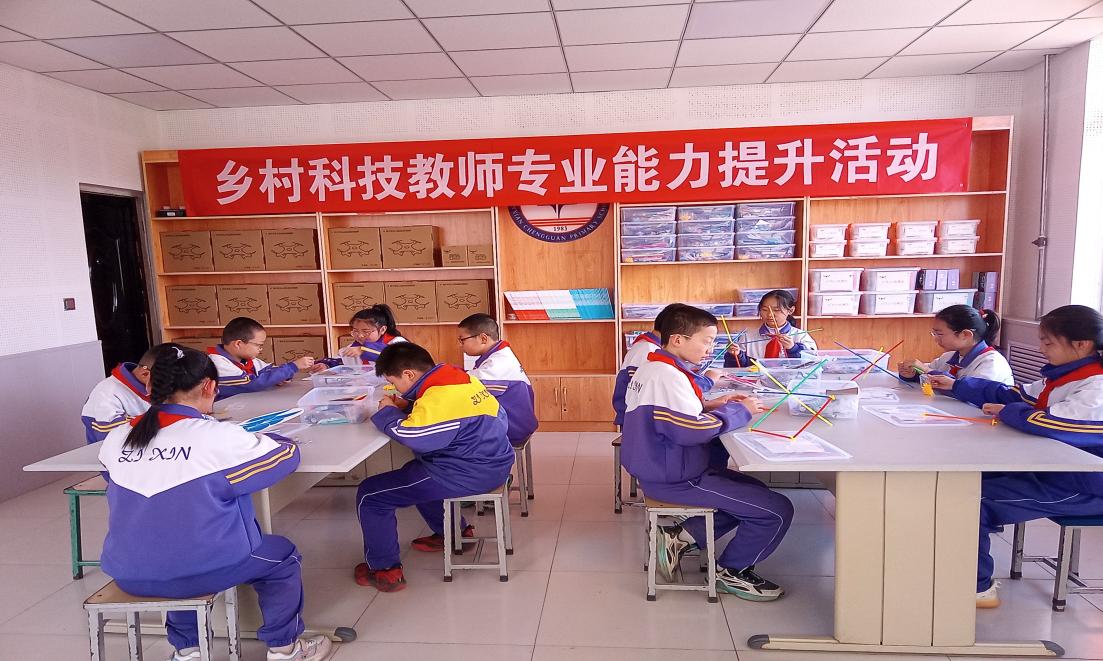 “无人机课堂”飞进吕梁山——科技教育赋能乡村学生科学梦