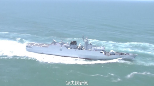 新型导弹护卫舰鄂州舰正式入列(图)