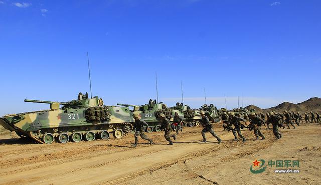 俄媒：中国新型步战车呼之欲出 或借鉴俄式装备