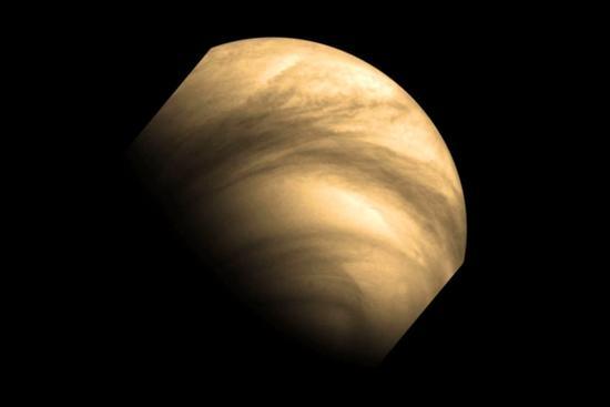 哪怕只是一阵微风 也可让金星大气层疯狂旋转