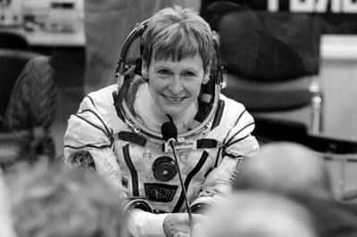 太空第一女性美国女宇航员刷新停留最长纪录