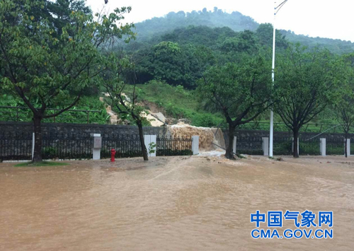 气象专家解析广东强降雨成因
