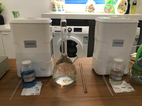 “不伤手”洗衣粉如何炼成？直播探秘最牛中国绿色洗涤用品重点实验室