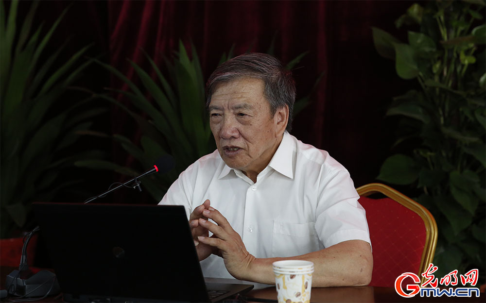 热心科普!刘嘉麒院士为科普培训班学员授课 热心科普!刘嘉麒院士为科普培训班学员授课