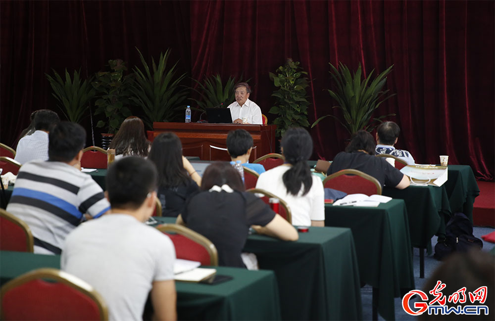 热心科普!刘嘉麒院士为科普培训班学员授课 热心科普!刘嘉麒院士为科普培训班学员授课