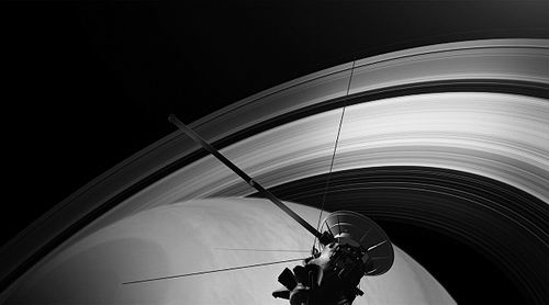 “卡西尼”撞土星写进历史
