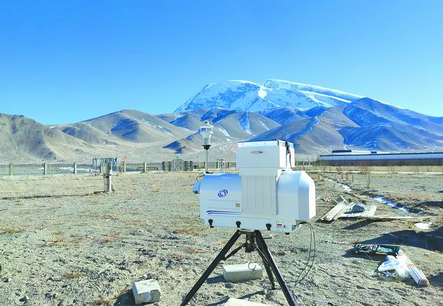 首个青藏高原大气水热立体观测平台建成