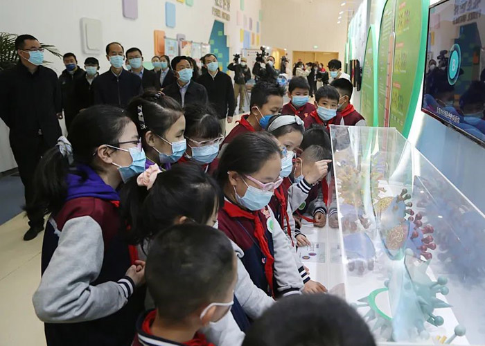 中国科协抗疫主题展览全国巡展活动在甘肃启动