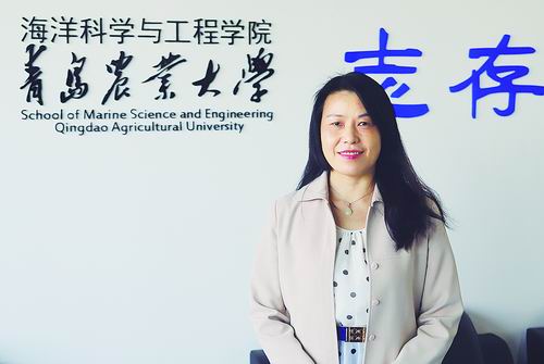 当“编剧”的女老师