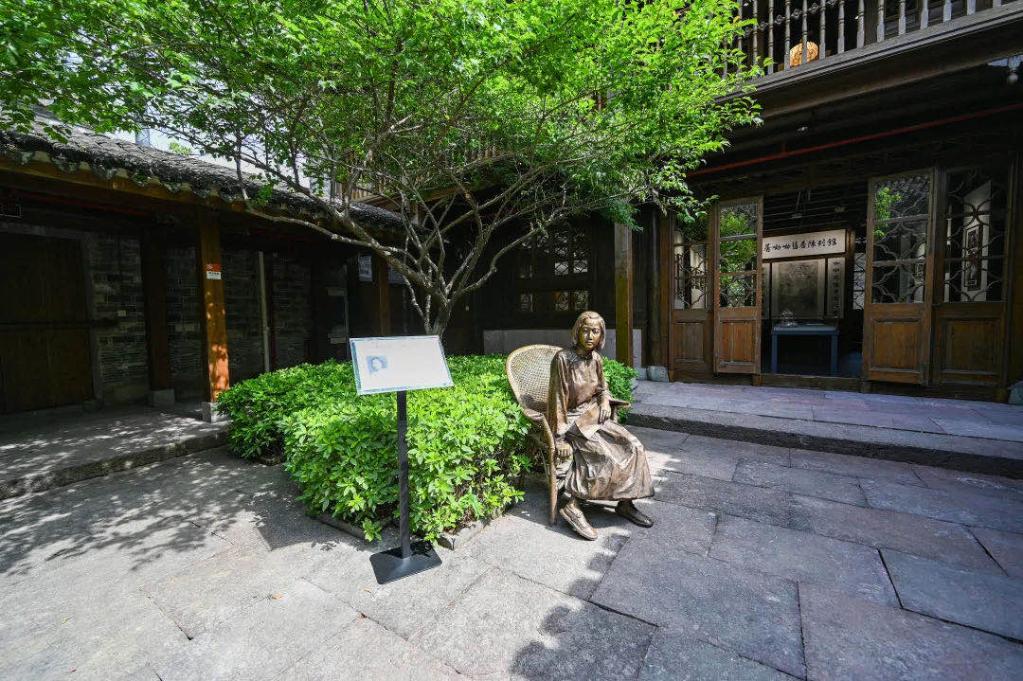 奋斗百年路 启航新征程·数风流人物｜屠呦呦：青蒿素是中医药献给世界的礼物