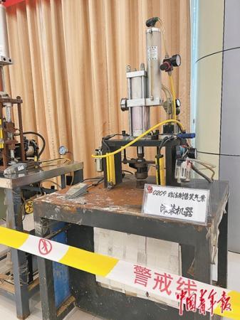 青少年吸食“笑气”致死致伤案频发:被“笑气”摧毁的青春