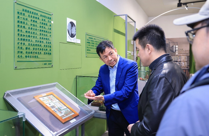 清华大学科学博物馆展出“海外奇器” 重现晚清士人眼中的西方科技世界