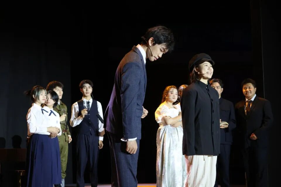 原创历史人物剧《我叫范锐——范旭东》预演成功