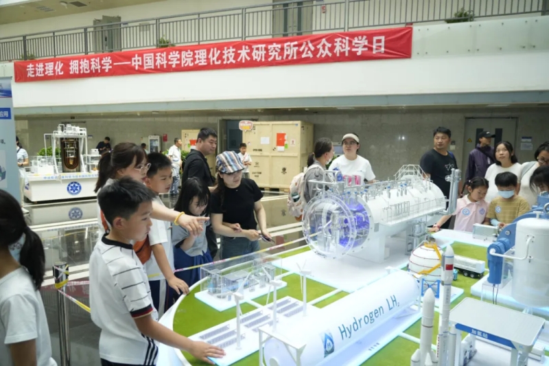 星辰闪耀时丨做有温度、有深度的科学家“传播经纪人”