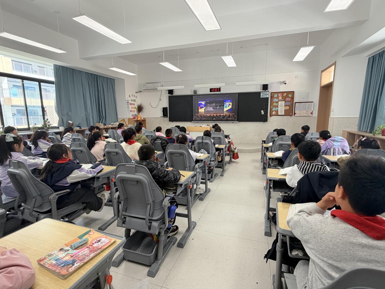 中国科技馆举办中国航天日主题教育活动