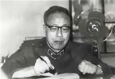 “竭诚为国兴，努力不为私”——追忆我们的父亲陈芳允
