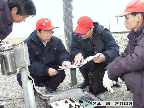 为了创造不可想像的奇迹,他的一生都在“路上” 为了创造不可想像的奇迹,他的一生都在“路上”