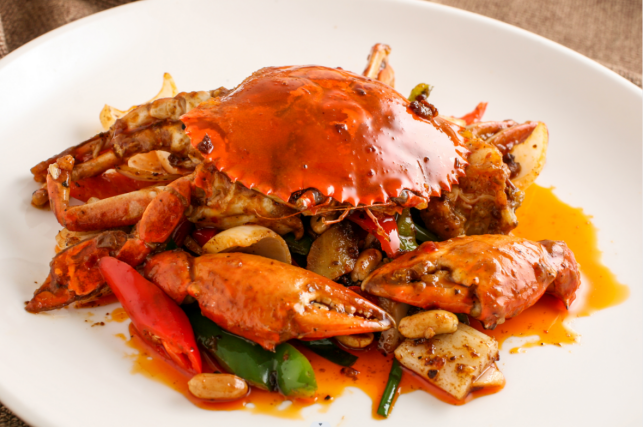 吃死螃蟹导致双腿无法站立！你知道夏季吃海鲜的正确打开方式吗？