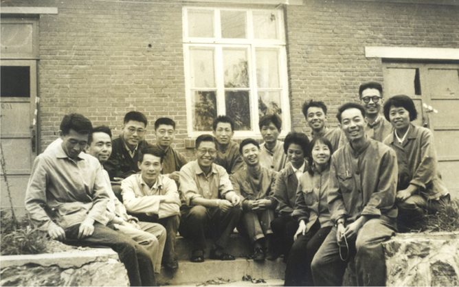 来中国科技馆,和科学家击掌!